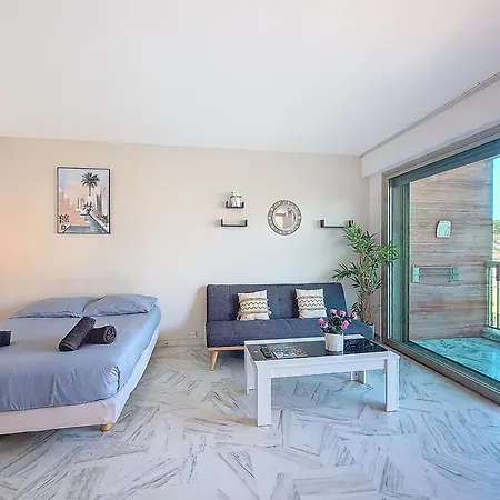 Cocon 2pers Proche Croisette, Martinez, Clim * Cannes